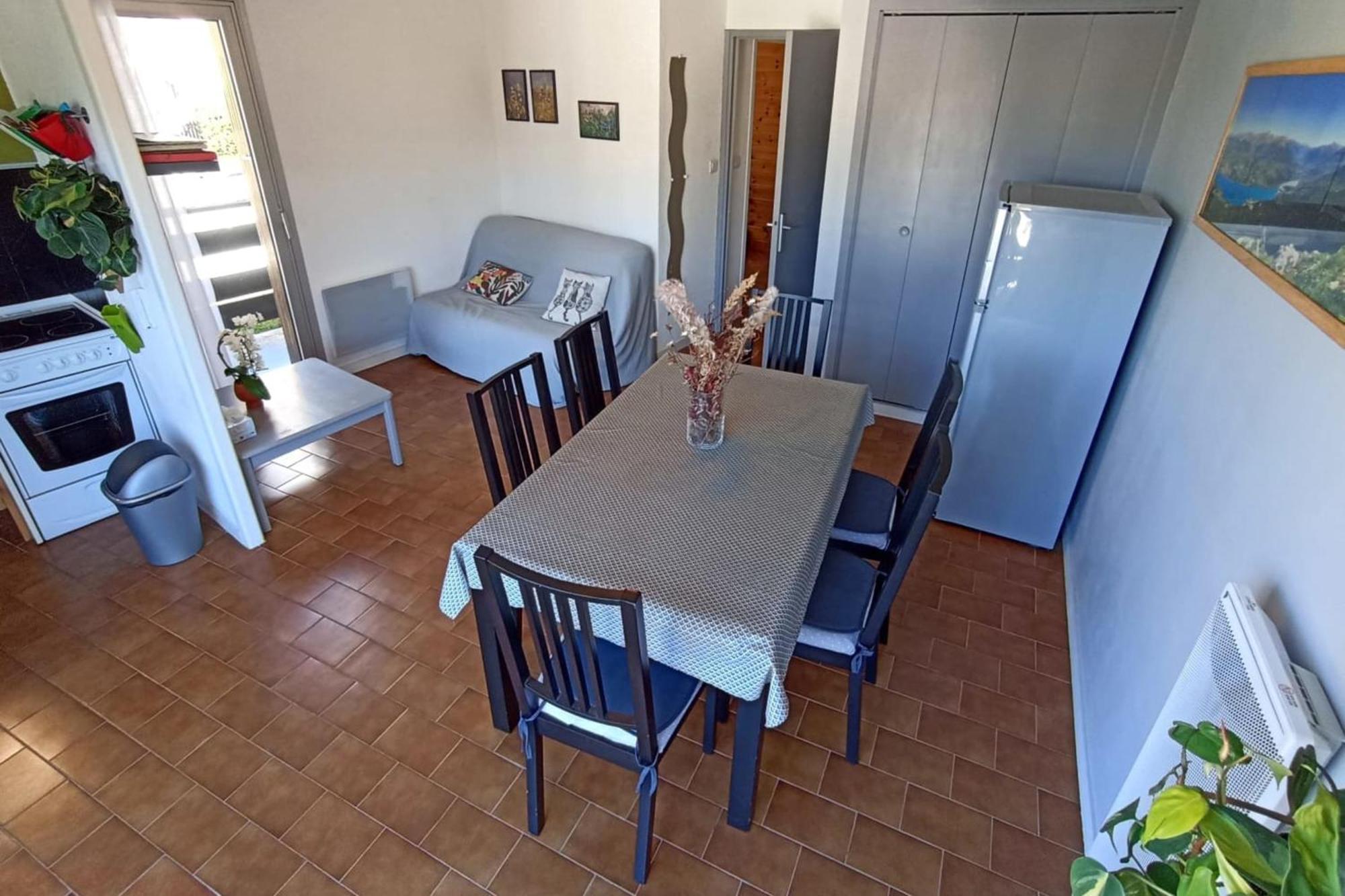 Apartment T2 Sleeping Corner 45 Places Beautiful View With Balcony 엠브룬 외부 사진